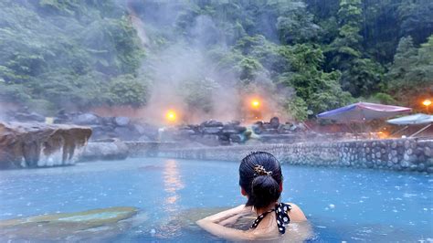 Hot Springs in China .